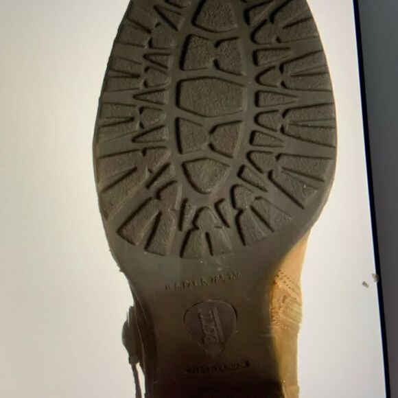 NWT Born Cass Block Heel Boot - Picture 6 of 6